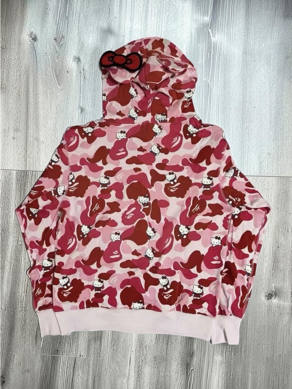 BAPE x Hello Kitty Pink Camo Full Zip Hoodie Women’s - Picture 2 of 2